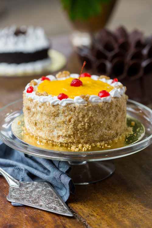 TORTA DOCE DE NOZES E BABA DE MOÇA