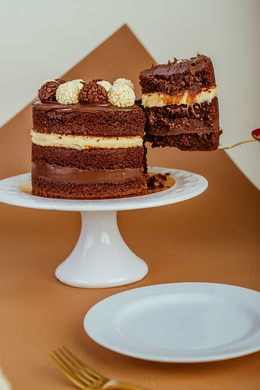 Naked Cake Brigadeiro Preto &amp; Branco