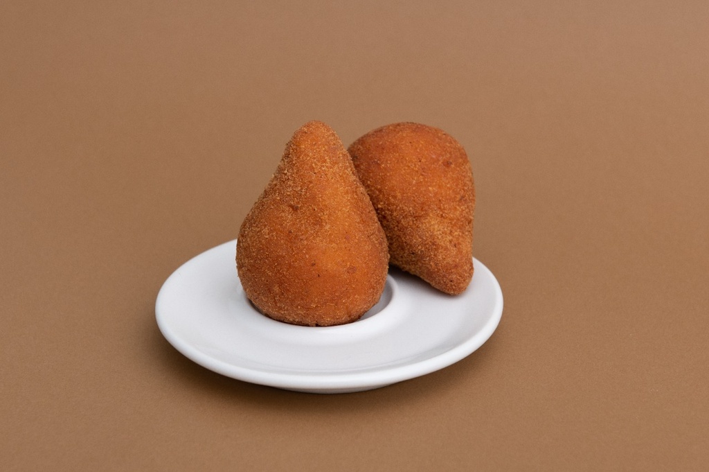 COXINHA DE FRANGO GRANDE