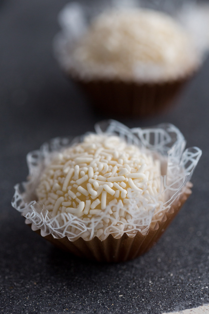 DOCINHO BRIGADEIRO BRANCO