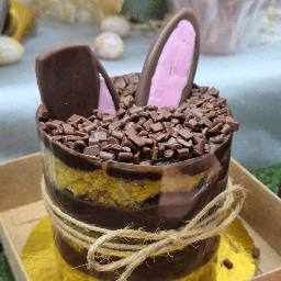 Bolo de Cenoura com Orelhinha de Chocolate